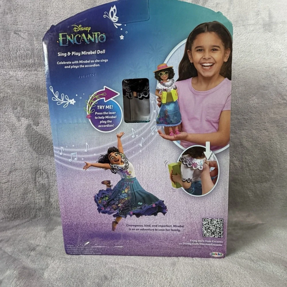 Disney Encanto Lot Of 2 - Kitchen Set & Mirabela Sing & Play‎